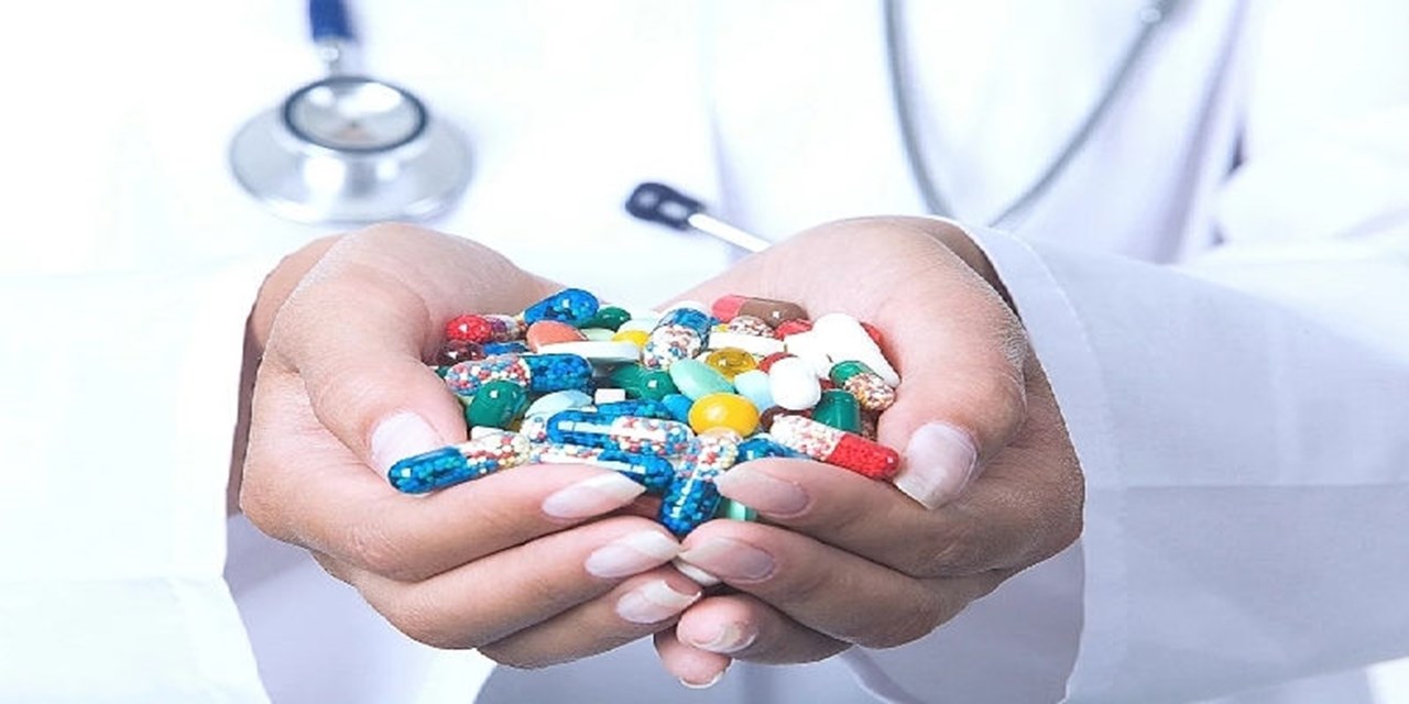 «Попил три дня и хватит!»: почему половина россиян игнорирует назначения врачей