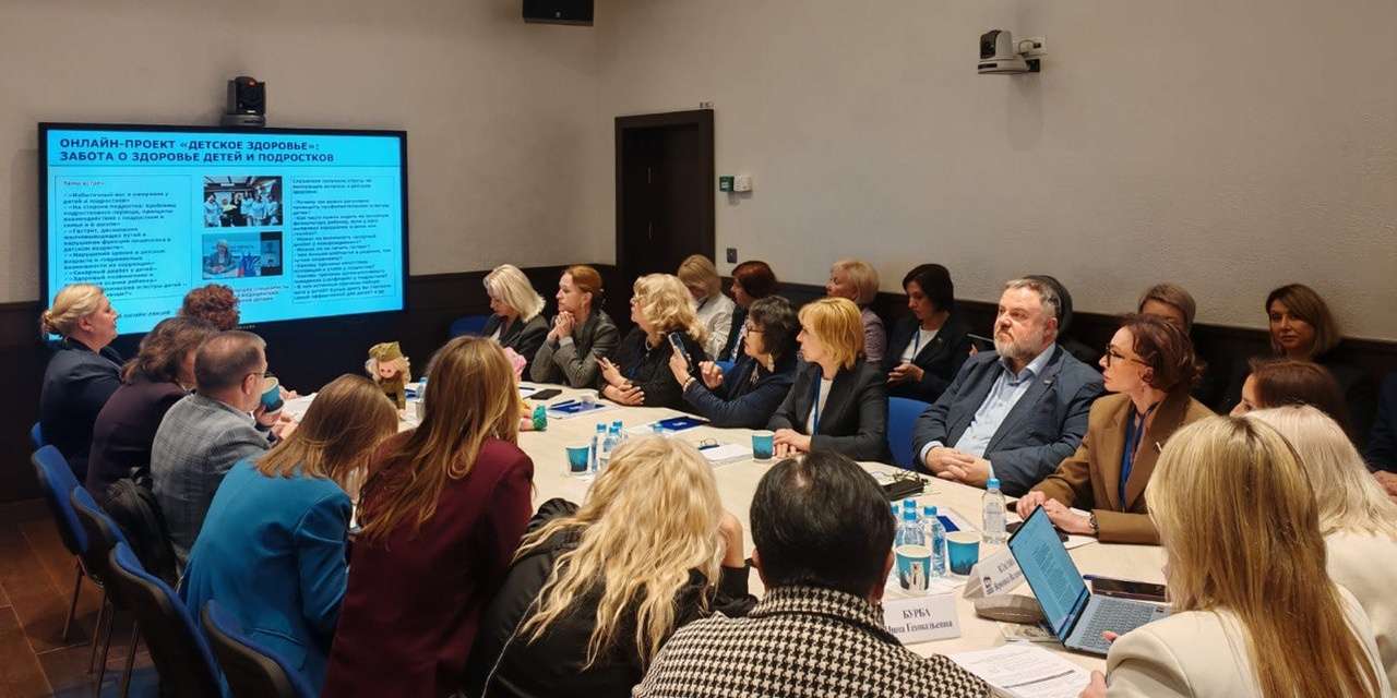 Ян Власов выступил с предложением создать Министерство семьи