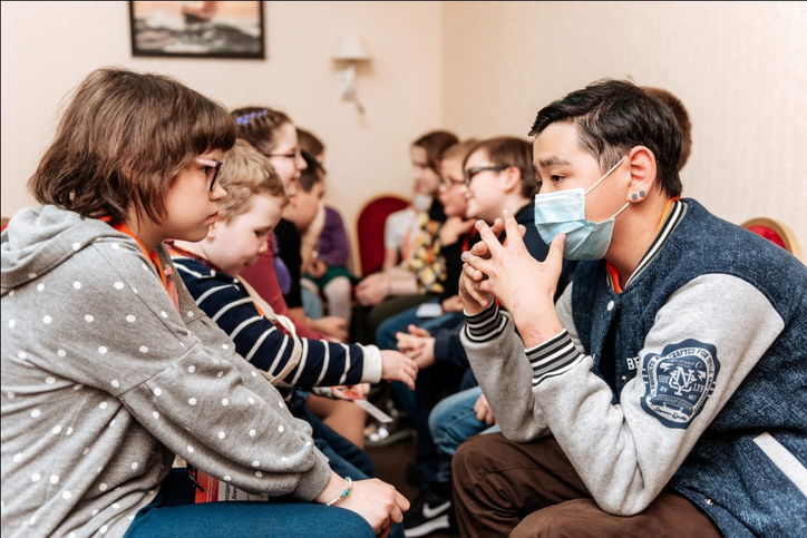 21.04.2020 Клуб для подростков с нарушениями иммунитета Sunflower Teen Club (STC)