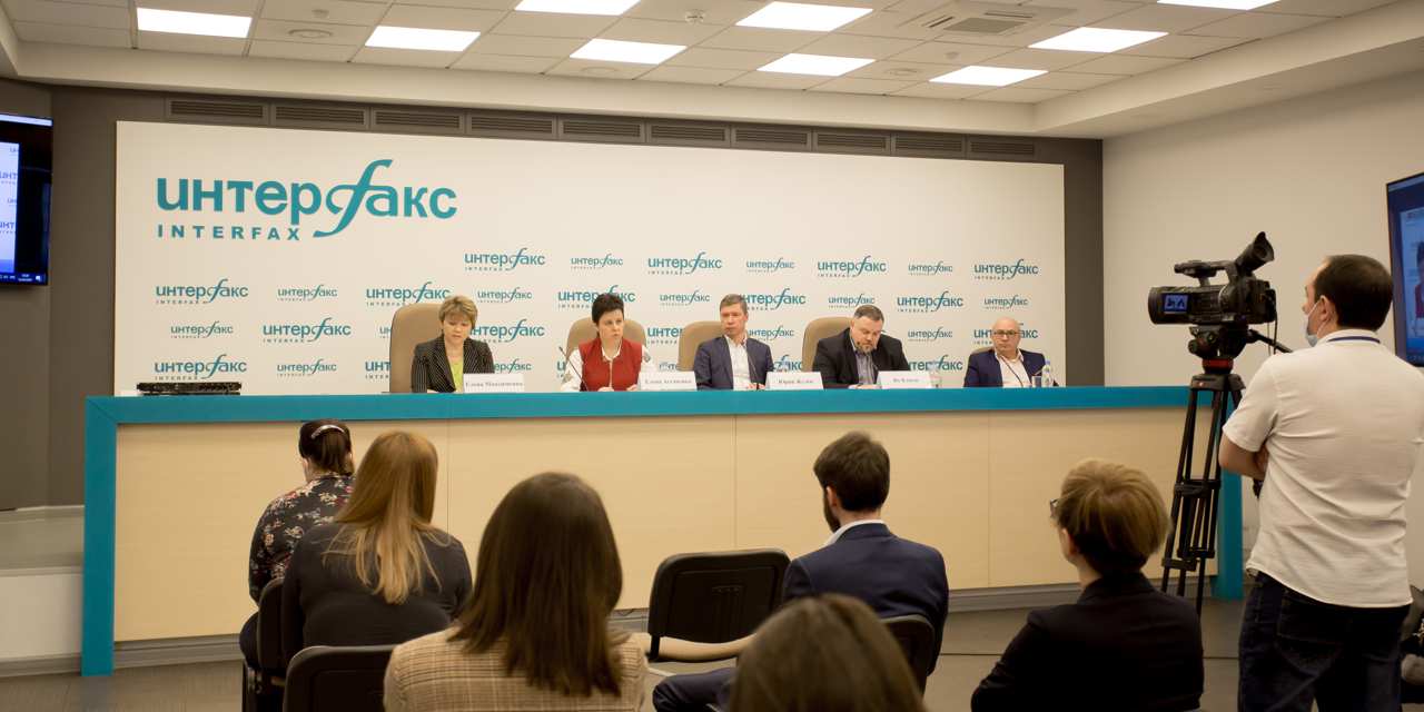 15.04.2021 Москва. В июле возможны перебои с лекарственным обеспечением в рамках программы ВЗН