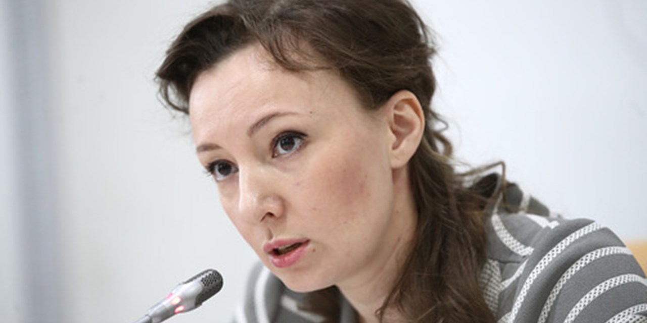 Кузнецова предложила централизованно закупать лекарства для детей с редкими заболеваниями