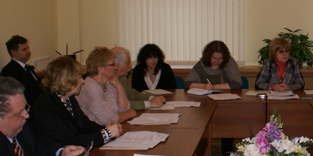 Вопросы качества обеспечения лекарствами и средствами медицинского назначения жителей города Москвы обсудили в Общественной палате